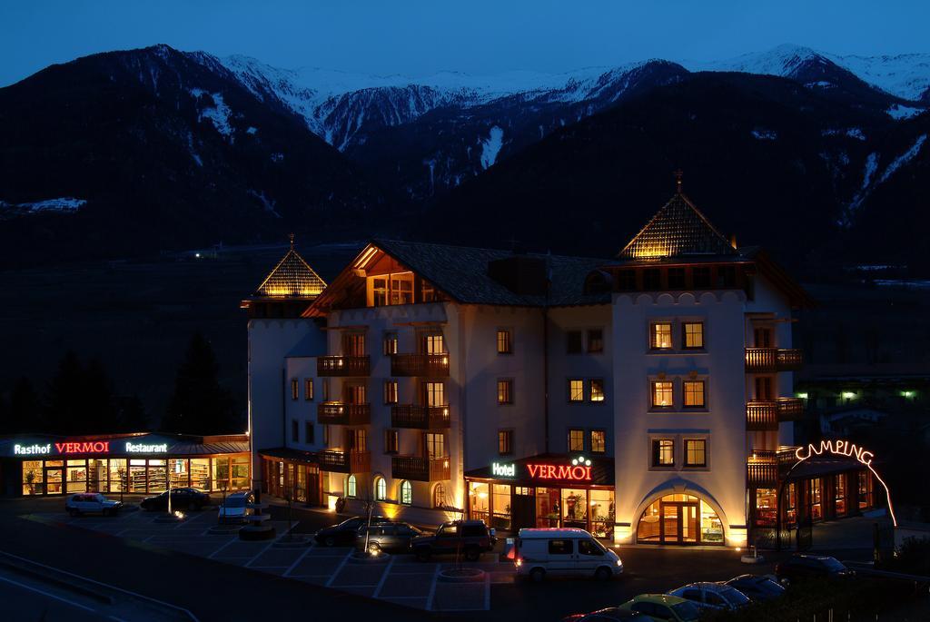 Hotel Vermoi Laces Exterior photo